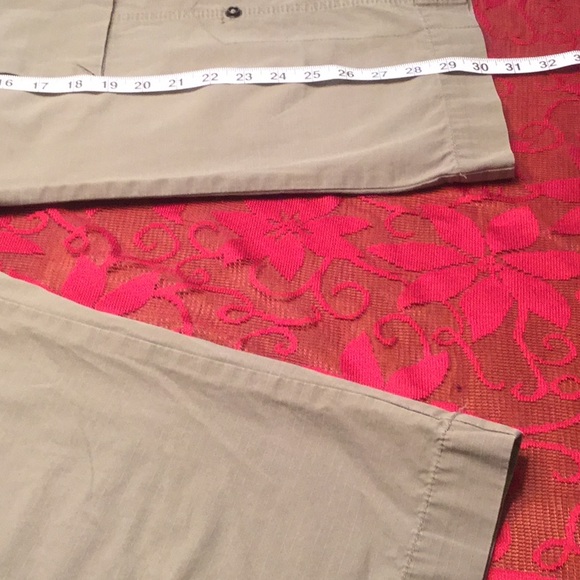 Gap Adventure Cargo Capris - Picture 3 of 8